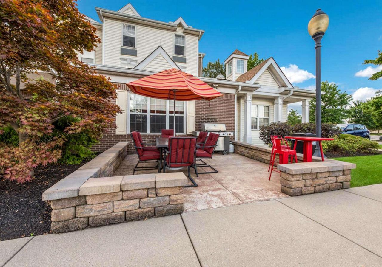 Birch Hills Suites - Blue Ash Exterior photo