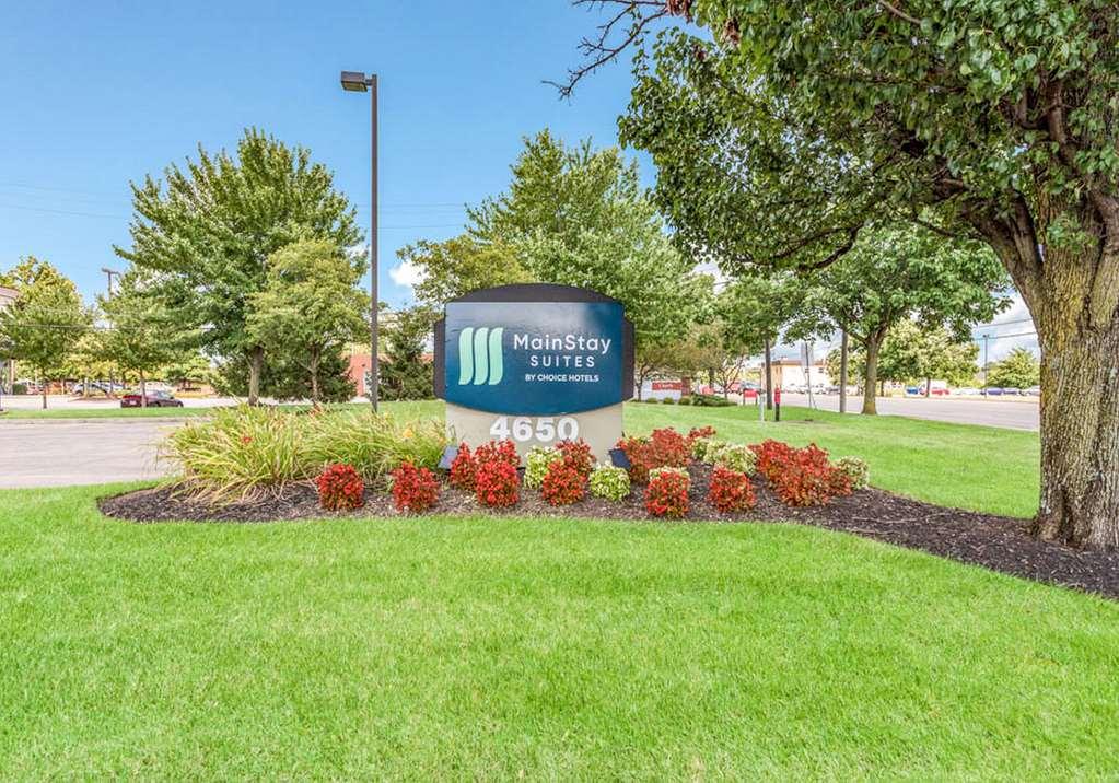 Birch Hills Suites - Blue Ash Exterior photo